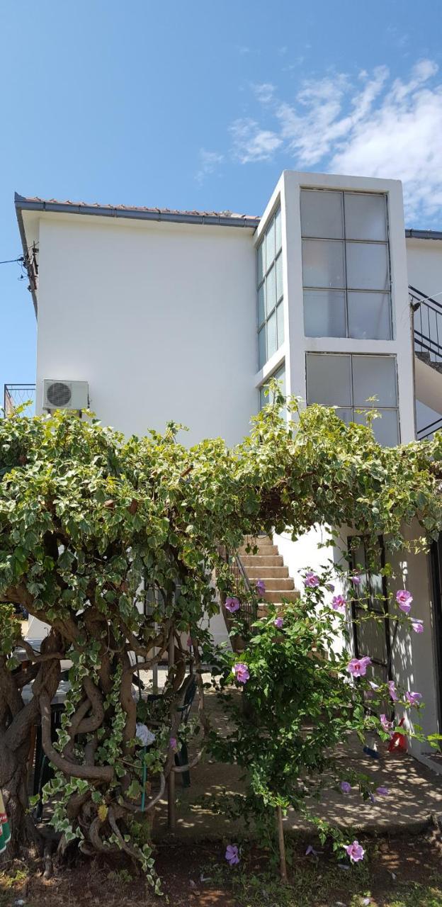 Apartments Radulovic Ulcinj Esterno foto
